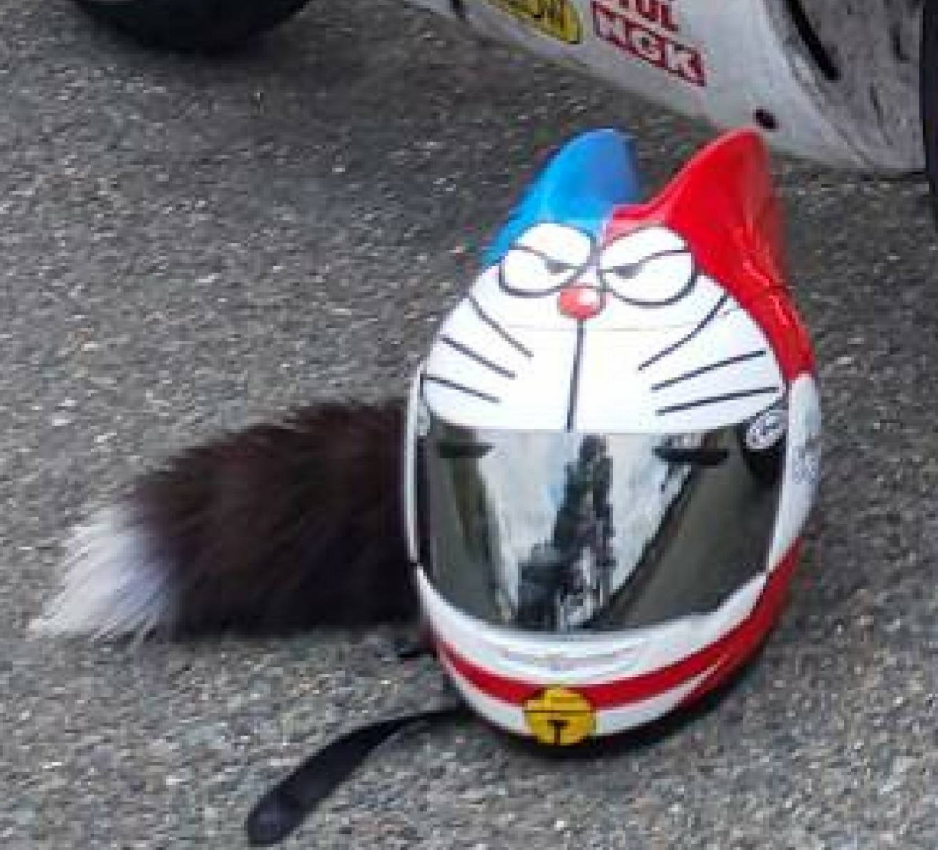 ドラえもん　ヘルメット　フルフェイス ドラえもん ヘルメット フルフェイス - メルカリ