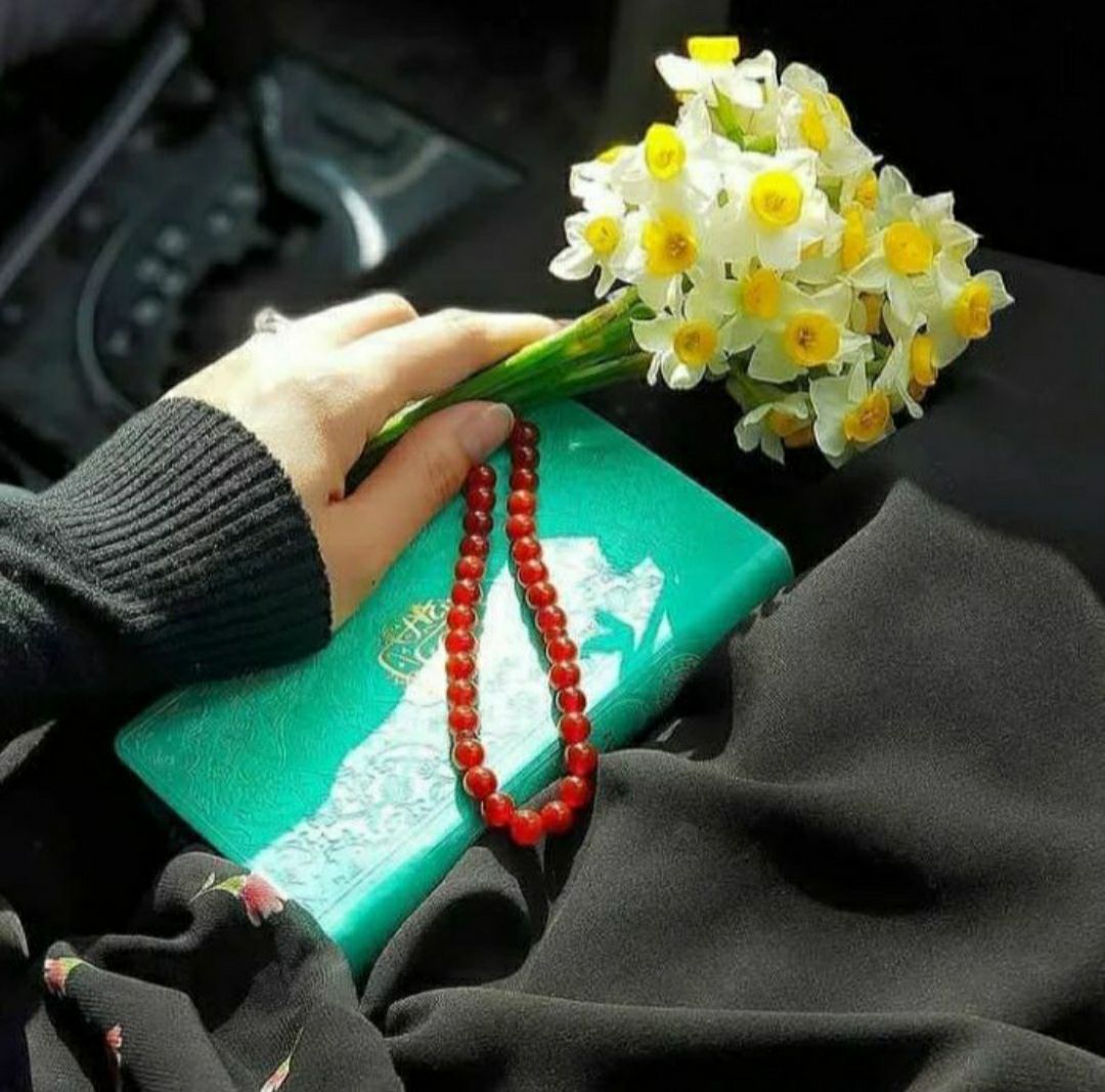 🎀 مثلما ينتهي عطش الصيام بالفطور..
 سينتهي
 عطش الغيبة
 بـــــــــــــ الظهور.. ✨
{ وَ نَرِدُ مَنَاهِلَكَ الرَّوِيَّة فَنَرْوى } 💔🌿 

#يا_صاحب_الزمان ...🕯️