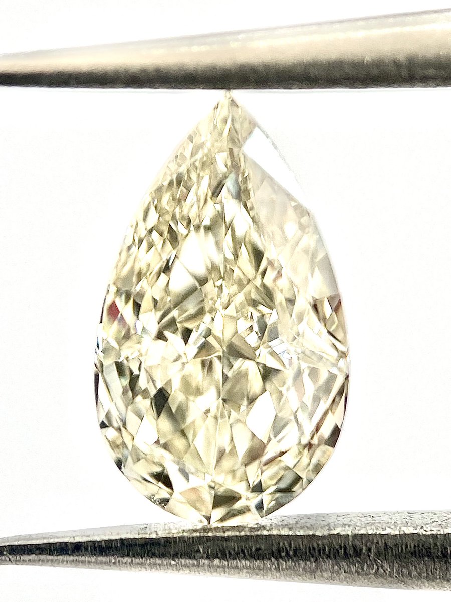 MarkHiroshiDia's tweet image. #VVS1 #Pearshapediamond
At #エキュート品川
4/11 ~ 4/17