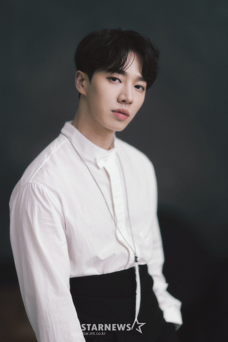 skarp paperback Produktivitet The Seoul Story on Twitter: "Highlight Lee Gikwang tested positive for  COVID-19 He has cancelled all his schedules and will practice  self-isolation Source: https://t.co/xt2P3TrFeF https://t.co/WM7g0Iei5w" /  Twitter
