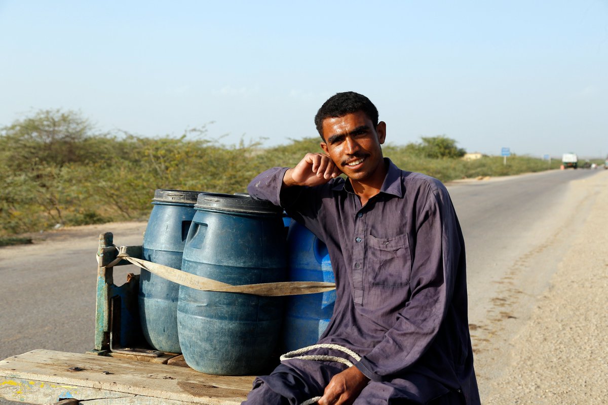 WaterAidpk's tweet photo. The lack of safe and accessible water sources close to home means Zahid,15, travels daily to collect water away from his home in Thatta.
#SusWASH #Water #Sanitation #WASH #Watersources https://t.co/L6tsXOtPEa