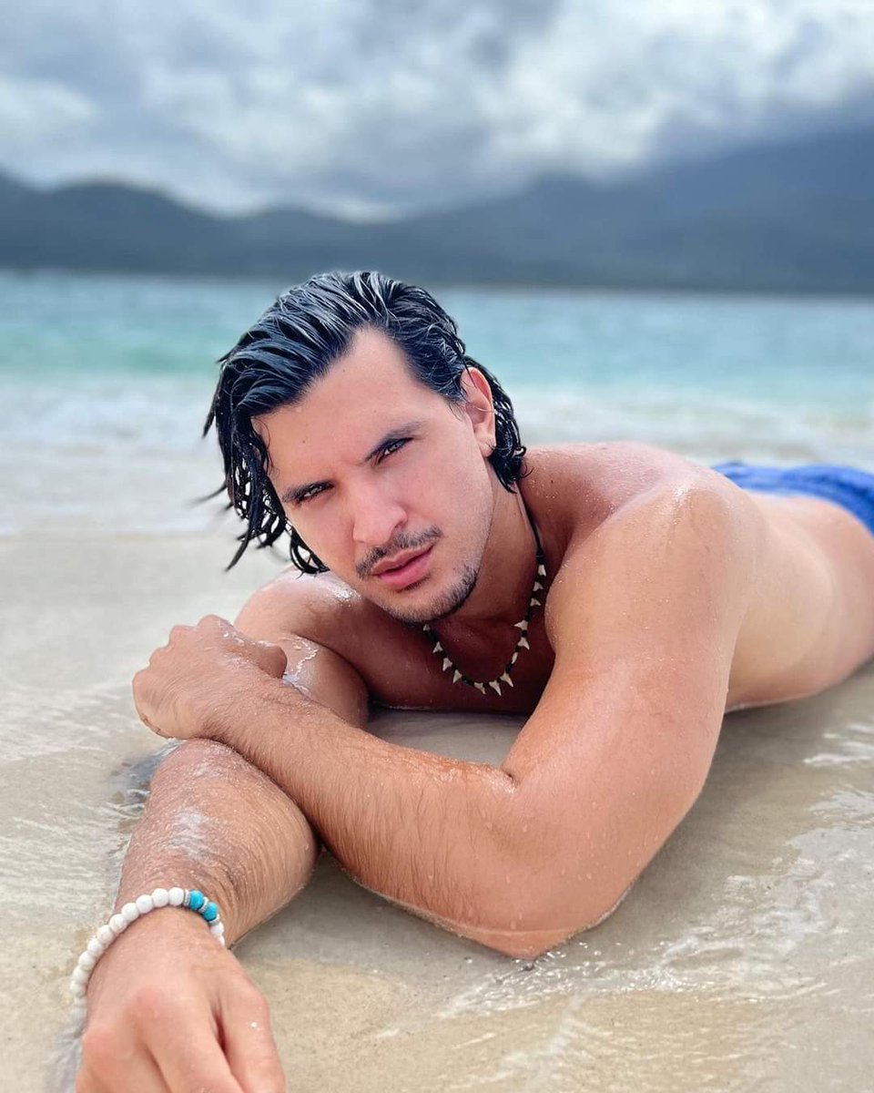 itstiaraholics's tweet photo. #ManoftheWorld USA 2022 #Brandex Cruz enjoying the waves of Mantigue Islands in Camiguin, Philippines.
#TIARAholics #ManoftheWorldPageant #ManoftheWorld2022 #USA https://t.co/XUhhlVdifG