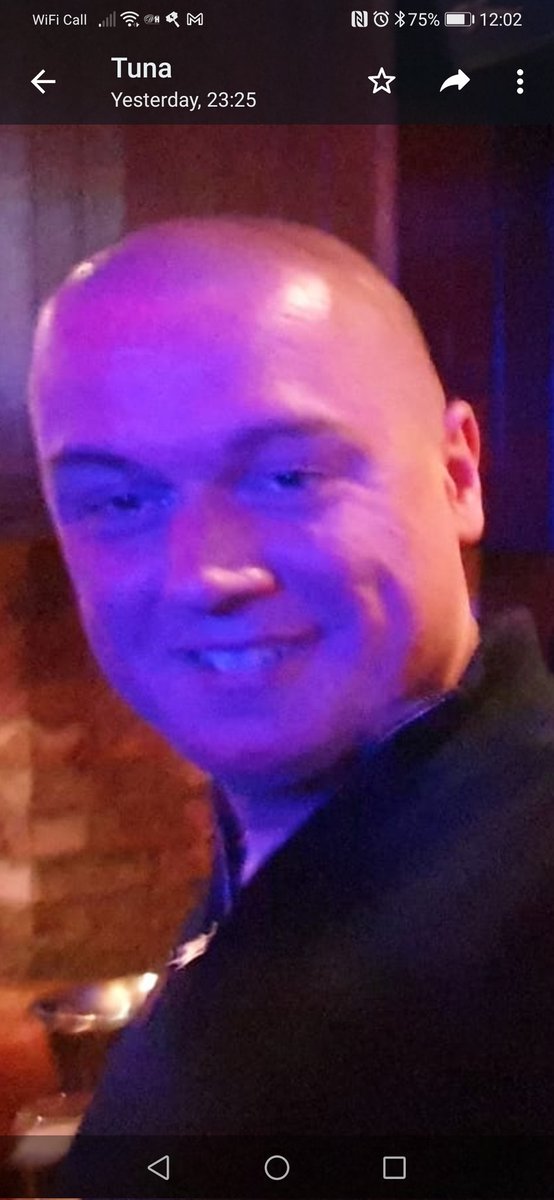 Did someone say we can win the league tonight 🤔🤔 #upthelon