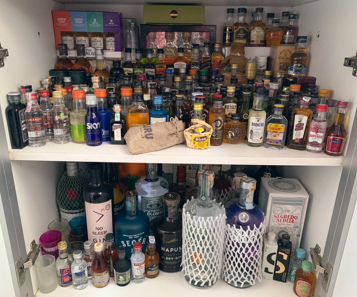 sthamu024's tweet photo. Need more space!
#miniatures #collection #minicollector #alcohol #50ml #5cl https://t.co/NQoIOubA6f