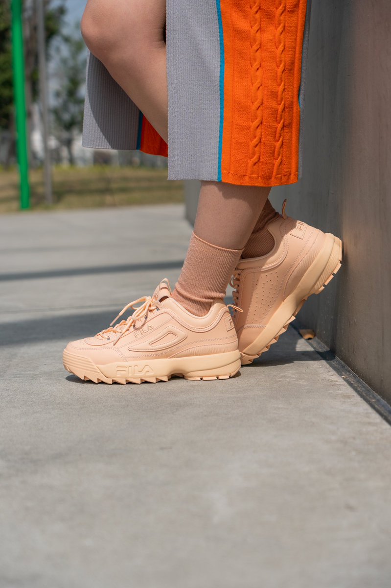 44 割引 一つ目の項目を先に選択してください White Purple Grey White White White Black Black Black 税込 フィラ公式正規品 Bts着用韓国人気スニーカー 韓国人気スニーカーフィラニューロン3スティミュラ1rmd110 韓国スニーカー スニーカー スリッポン