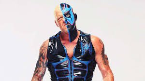dustinrhodes's tweet photo. Here's your 28 yr challenge.#BetterThanEver #OneYearWiser #KeepSteppin https://t.co/uXF7M5Uum5