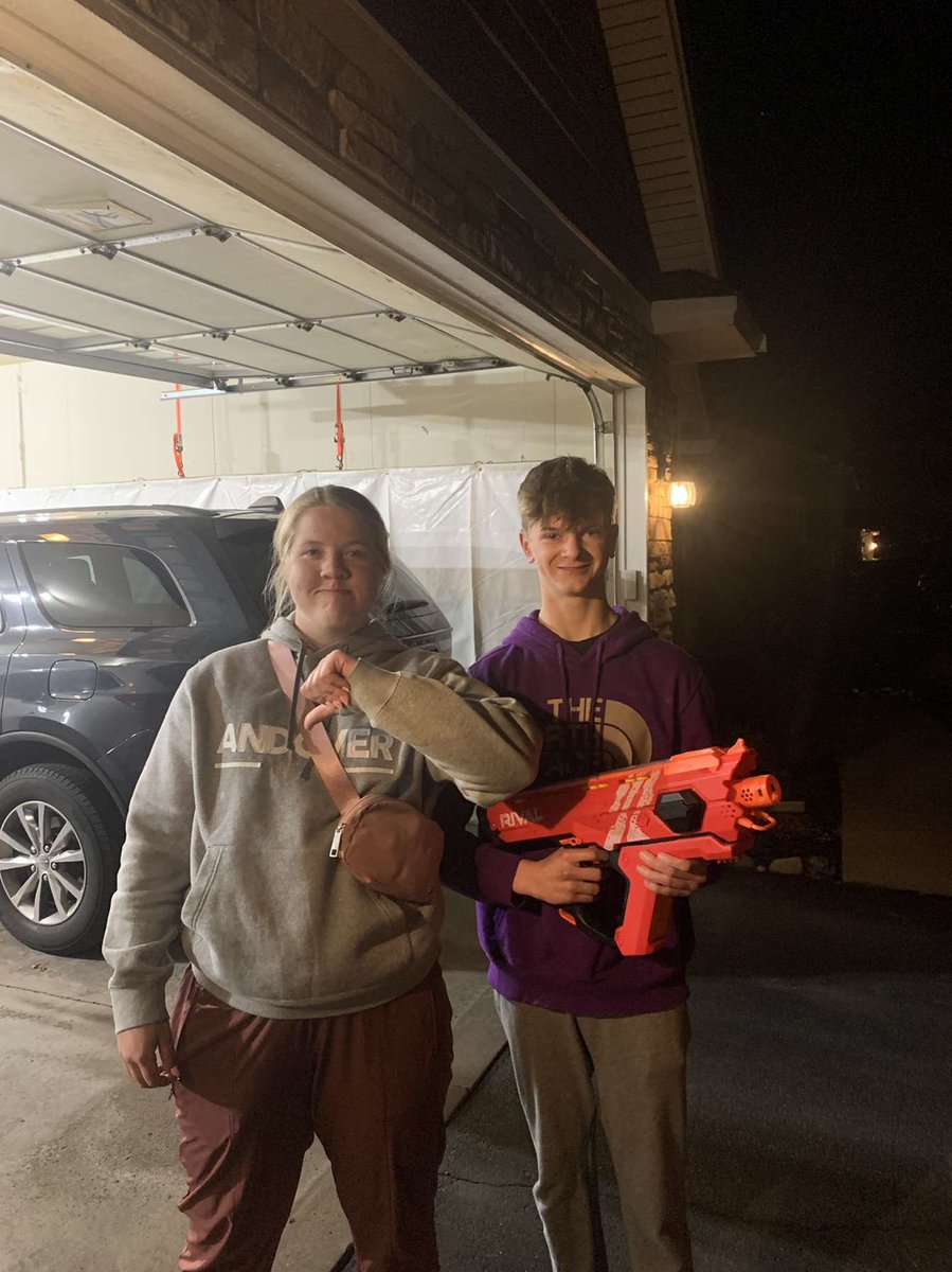 SamPete66084742's tweet photo. @ahsnerfwars22  Halle Dunleavy on the puck bunnies was humiliated by Noah Stromberg on OBlock https://t.co/N0rdQo98Pp