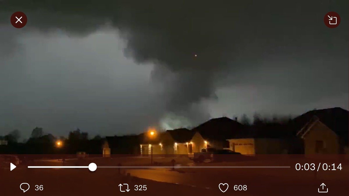 Prayers going out everyone impacted by the storms tonight🙏🏼🙏🏼                       This picture was taken in Cabot