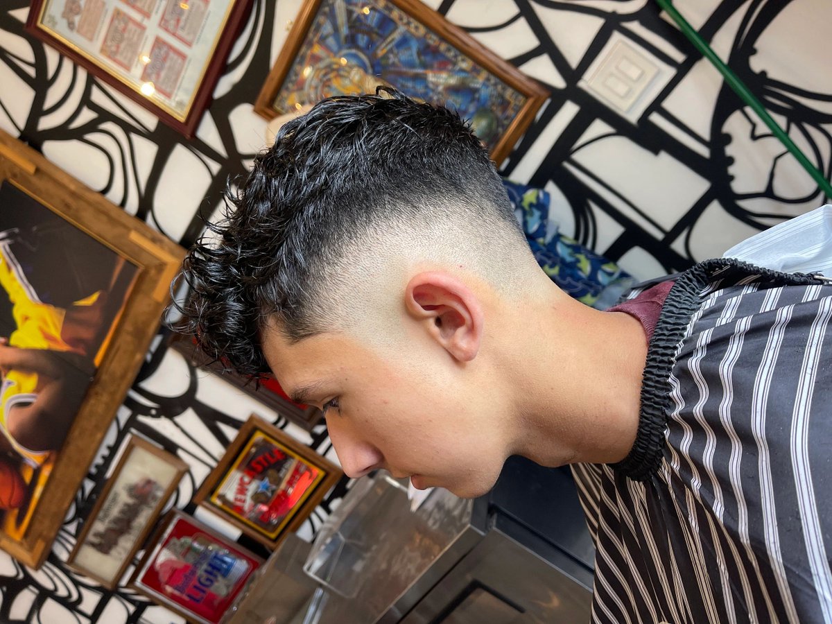 SlicksBarberShop805 tweet media