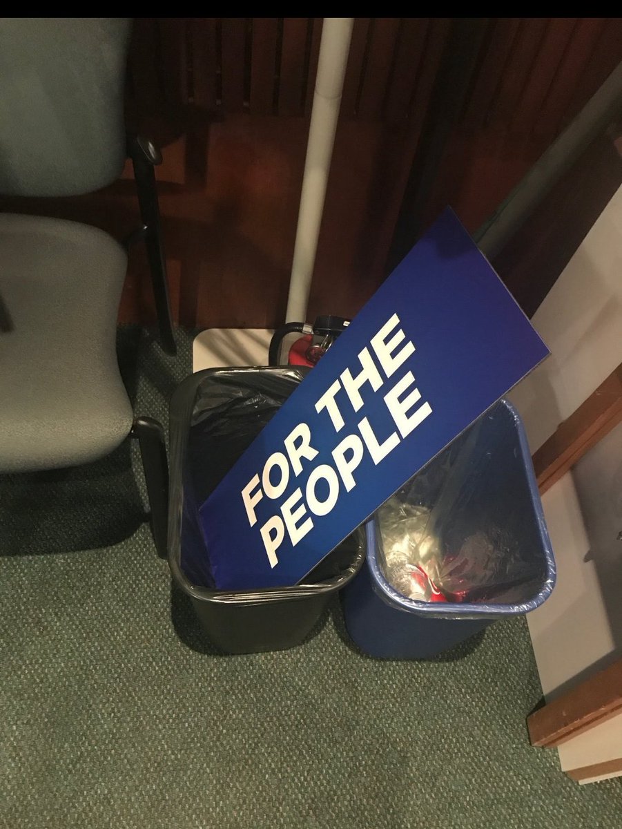 legant66's tweet photo. Seems as though Mr Fife is shifting his ideology, tacking away from hz usual Rhetoric.
Demonizing Trudeau hz allowed this CPC puppet to gain traction. @RobertFife is this your come to Jesus moment?
This too is on You & your fellow surrogates. CorpMedia = #CdnMediaFailures https://t.co/mIWIgrwaHP