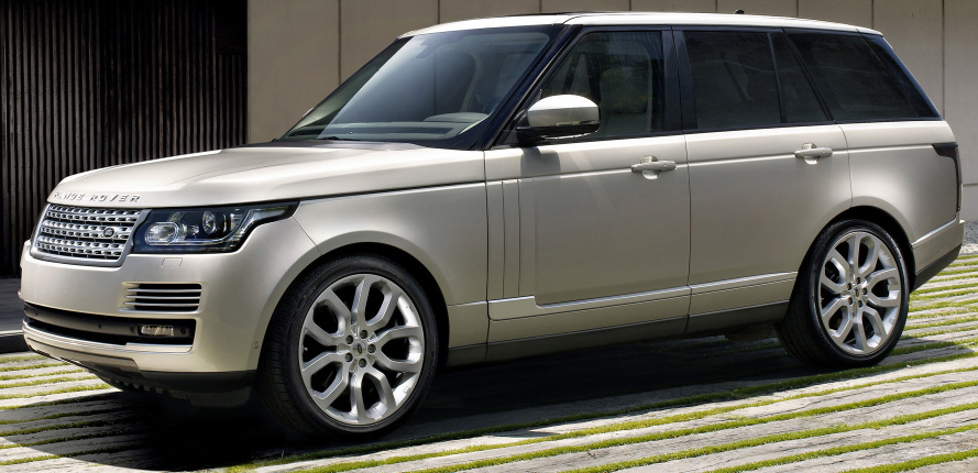 UltimativCars's tweet photo. (Background knowledge)
The #LandRover #RangeRover-lineup (s. 1970) was made in +1M units (achieved in February 2021, incl. variants Evoque, Sport & Velar):
1. 70-96: 317,615 "Classic" (+8,455 CKD)
2. 94-02: 167,259 (P38A)
3. 02-12: 293,494 (L322)
4. 12-22: -unknown yet- (L405) https://t.co/QHEtvavagy