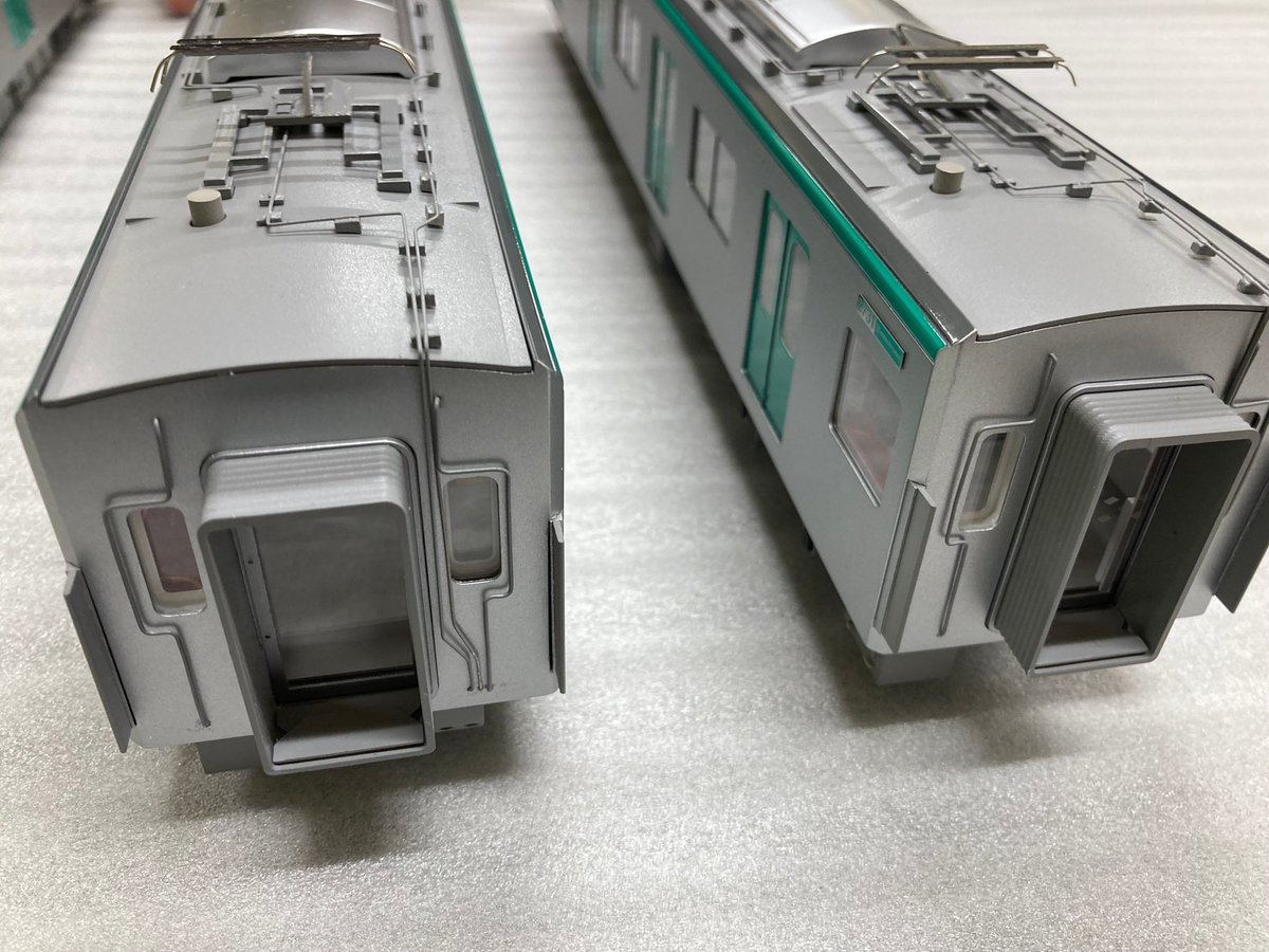 artwinds1995's tweet photo. 天井部を被せて更に電車らしくなりました‼️
今にも動き出しそう🤣

引用リツイートを辿れば
電車の組み立てパーツが見れますd(￣ ￣)

クライアント許可のもと、画像をupしています👍🏻

＃ウインズフォト　＃デザインモデル
＃試作品　＃ものづくり　＃電車 https://t.co/2jnpL9BwPg