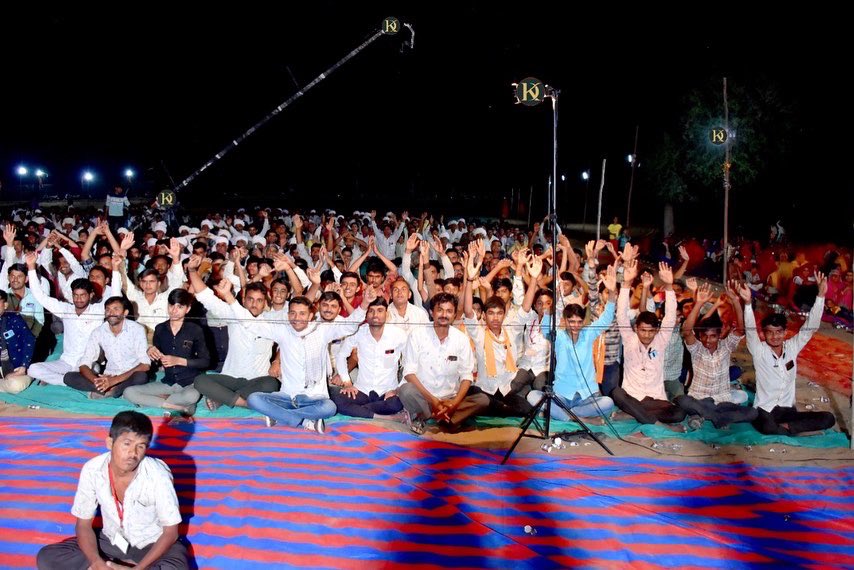ommundel_'s tweet photo. एक शाम गौं माता के नाम विशालतम भजन संध्या श्री राम गौंशाला जालेराखुर्द तहसील रानीवाडा(10/04/2022)को सफलतापूर्वक संपन्न हुई जिसमें गौं भक्तों ने बढ़चढ़ कर दान दिया दान की कुल राशि लगभग 1करोड़20 लाख रुपये आये !
सभी दानदाताओं ओर गौंभक्तों का तहदिलो आभार आप ऐसे ही गौं भक्ती करते रहे https://t.co/j90ofRB8ue