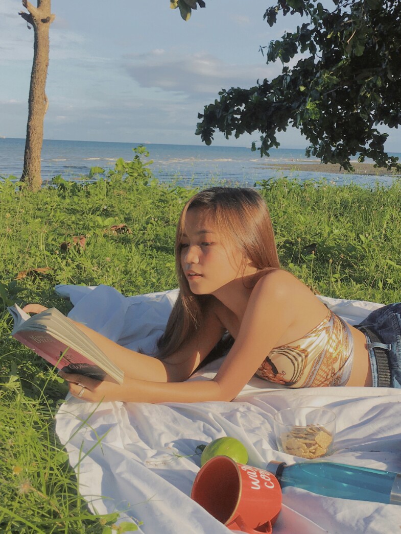 httpella_'s tweet photo. bound to bloom 🌾🌼⛅

-

throwback.emz https://t.co/Hz6tIVwe4R