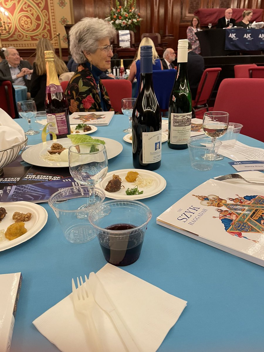 #Passover at <a href="/SherithIsrael/">Sherith Israel</a> and thank you to AJC San Francisco, Adam Chase, Rabbi Eisenberg and Irvin Unger as well as colleagues <a href="/ShlomiKofman/">Shlomi Kofman 🇮🇱</a>, <a href="/STStrozzi/">Sergio Strozzi</a>, Socrates Sourvino and first and foremost <a href="/dkushneruk/">Dmytro Kushneruk</a> for being there. I feel truly blessed. #thankyou #passover #ajc