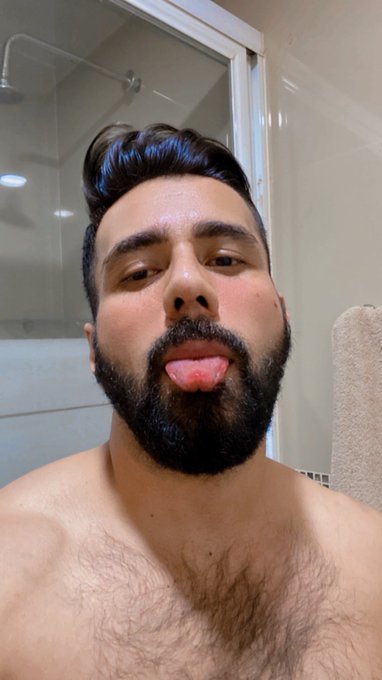 Esta porque cambio el horario la semana pasada 😜 https://t.co/OeCTHRdsIy