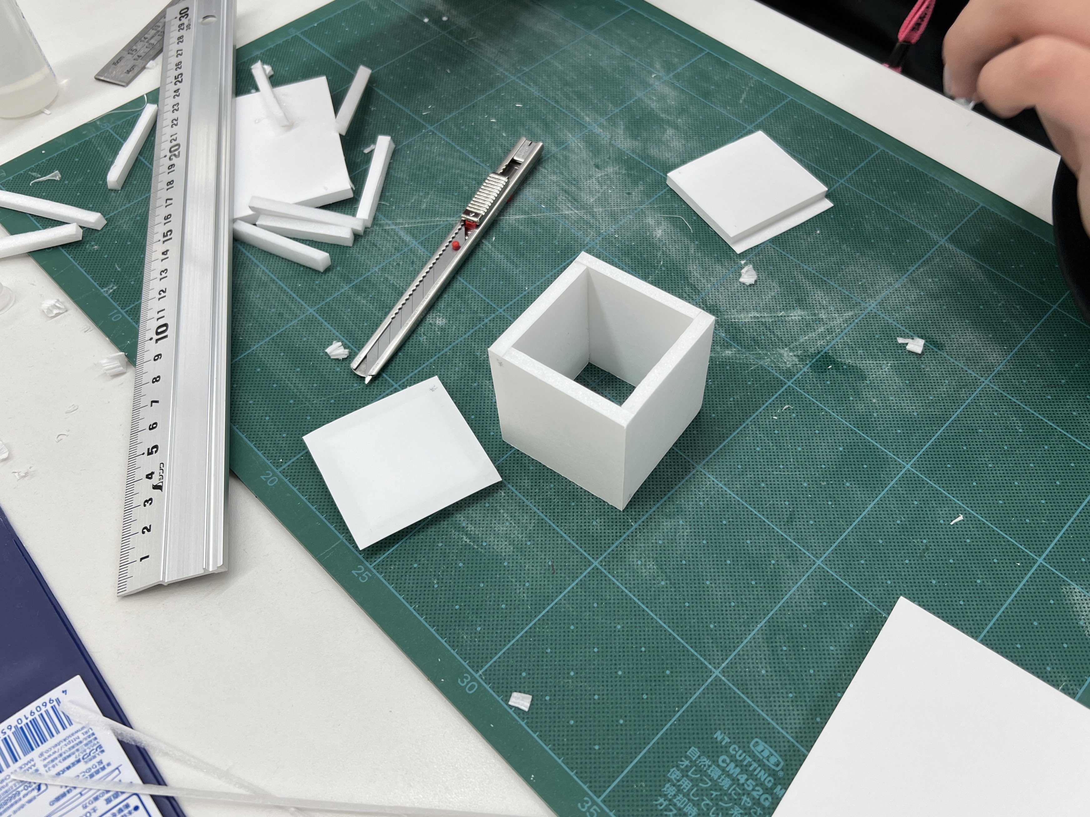 日本工学院デザイン科プロダクトデザイン専攻 Neec Product Twitter