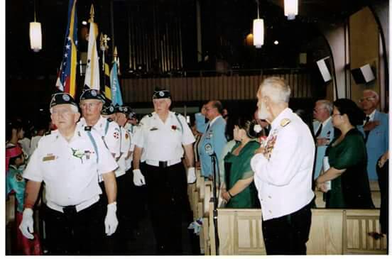 윌리암 웨버 대령 서거소식

윌리암 웨버 대령께서 97세의 연세로 운명하셨다고 주한미대사관에서 알려왔읍니다.

자유 대한민국을 지키기 위해 육이오 전쟁에 참전하여 오른 팔과 다리를 잃은채 살아 오시다 돌아가신 것입니다...
facebook.com/10000415764373…