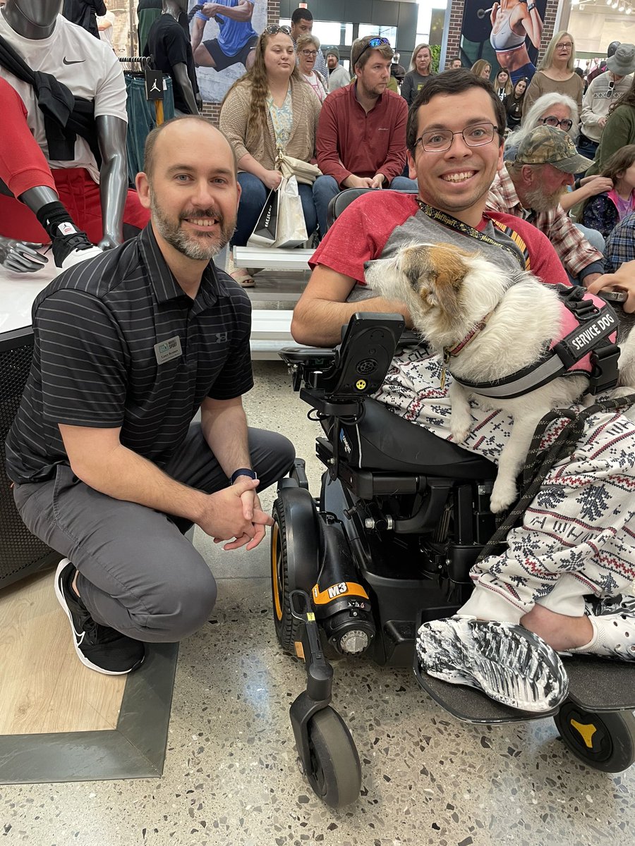 PiperCris's tweet photo. @DICKS HOS + @salesforce - killer event! @Catalystsports &amp; TN Special Olympics - thank you for the perfect day filled with big smiles, fun sports &amp; friendly competition. 
To the amazing “Mo”@moinmountains Beck - thank you for showing us all how a World Champion gets it done!🏅 https://t.co/Tp2cdw19aW