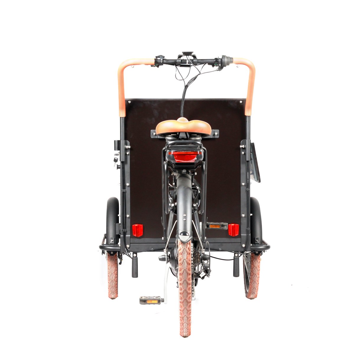 BYuanzhenyan's tweet photo. New models，welcome inquiry
HX-020 
Motor：250W Brushless Rear Motor 
Battery：36v/13Ah Chinese Lithium Battery 
Max Speed：25km/h  
Charging time：4-6h 
Range per Power：30-50km 
Gear Set：Shimano 7 speed derailleur 
#ev #escooter #ebikes #electricskateboard #longboard #board https://t.co/Z1RBAU8gYO