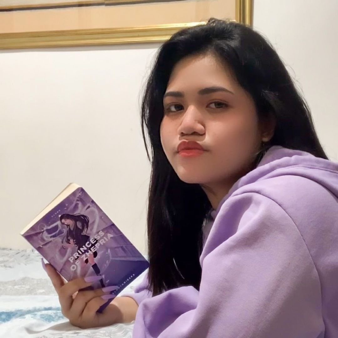 anjelaizaawp's tweet photo. Featuring @xxladyariesxx's Princess of Zhepria, one of @PopFictionBooks's #Cloak4!! π
#popfiction #popficbooks #popfictionbooksnap #popficselfie https://t.co/aLXiUHBCLl
