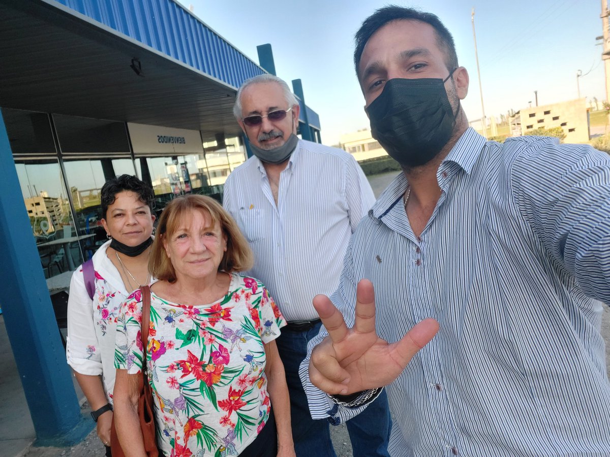 EzeAringoli28's tweet photo. El pasado viernes 8 d abril, nuevamente x segun2 período asumí en Casa Radical de la Ciudad d Córdoba, el rol d Sec d Prensa y Difusión d la OTR d la Prov d Cba. @varettojavier @mariostubichar @guadalupemias
@alfioacosta @#ListaDe👉🏻 #Unidad #Paridad #Consenso #InclusiónDeGénero https://t.co/qrFmqLZ22M