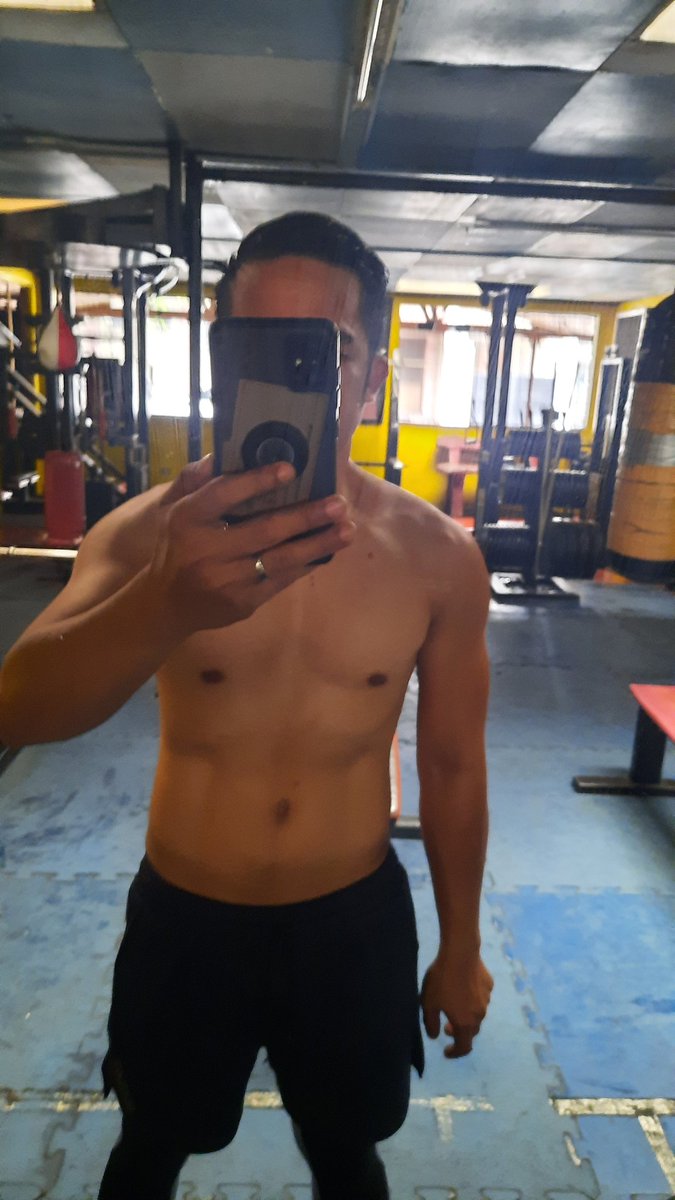 lloydie57's tweet photo. From 50kgs & Now, im 61kgs
balik #Alindog #Vcut
#SelfDiscipline
#Proud 46yrs old πͺπ https://t.co/ttT2UBkiY4