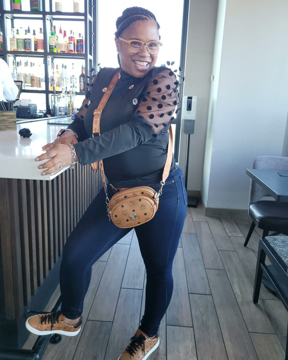 RYM_Company's tweet photo. God has a purpose for your pain, a reason for your struggle and a reward for your faithfulness trust him and don't give up. 
#redefineyourmindproject
#dontlooklikewhatibeenthrough 
#painhasapurpose 
#strenghthroughstruggle 
#livelifechange 
#lifelessons https://t.co/4B6jJea8Bv