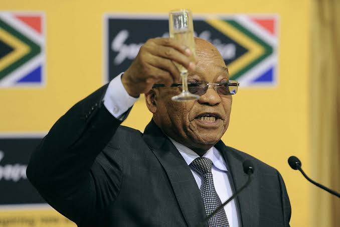 Happy blessed birthday  President Jacob Zuma,  sithi Nxamalala  izandla zidlula ikhanda. Alut continua      