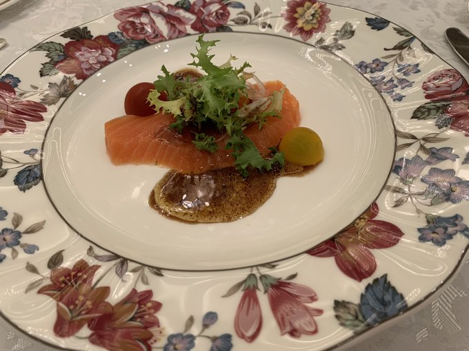 学校でテーブルマナーしてきた
美味でしたわよぞ 