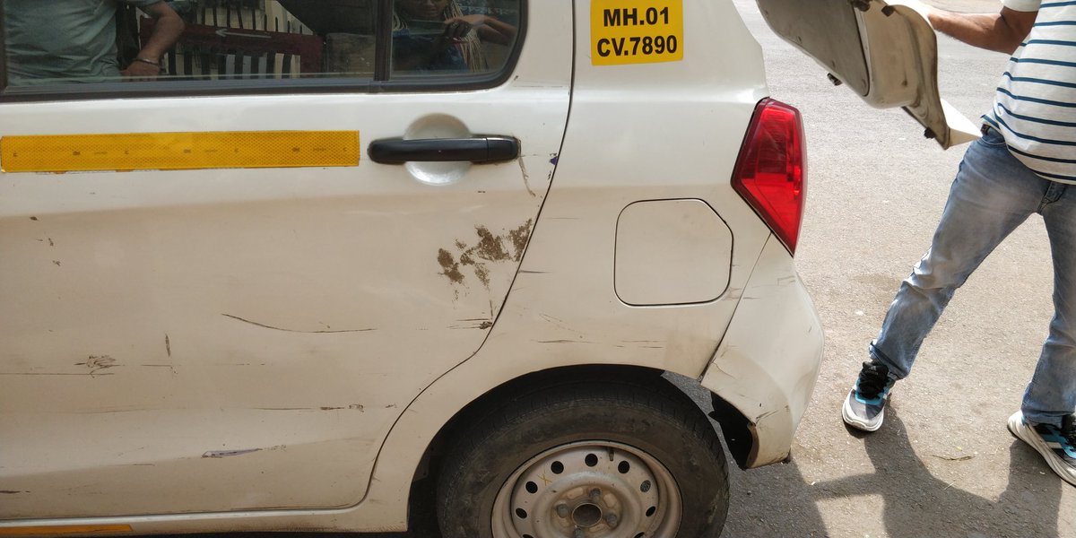LocalMeinVocal's tweet photo. @Olacabs this is ridiculous. Look at the condition of your car + You are charging  400rs for a ride till Andheri East. This is no value for money. Torn seats, low power AC. Pls raise your standards. https://t.co/W3YMgLRjGk
