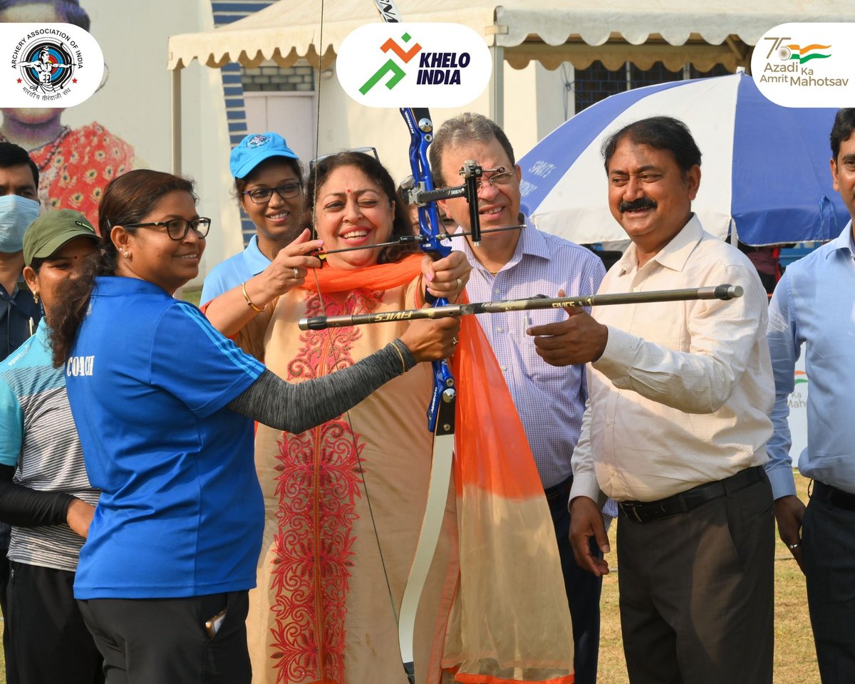 india_archery's tweet photo. Glimpses of the Inauguration Ceremony of 1st @kheloindia National Ranking Women Archery Tournament.
📅 12-13 April, 2022
🏟️ JRD Tata Sports Complex, Jamshedpur, Jharkhand
#IndianArchery #kheloindia #women #sportsforwomen #womenempowerment #jamshedpur #Archery #NRAT #WomenNRAT https://t.co/ecko3xtwbx