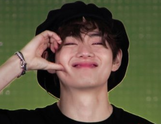 blvno7's tweet photo. TAEHYUNG SEQUENCE OF THE DAY ♡ https://t.co/4KHPwegrJo