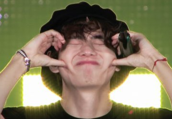 blvno7's tweet photo. TAEHYUNG SEQUENCE OF THE DAY ♡ https://t.co/4KHPwegrJo