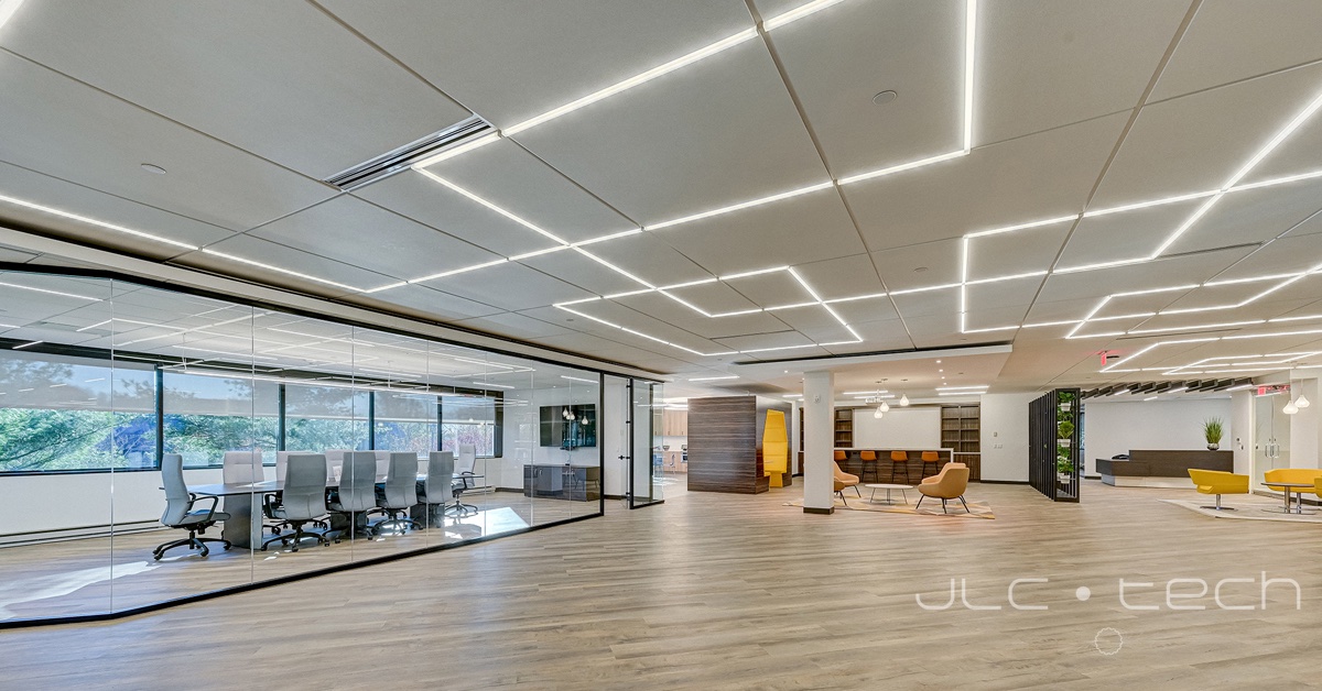 TBARLED's tweet photo. Love to see the T-BAR LED and T-BAR ECO DC working harmoniously in the same space!
Private Office – East Rutherfold, NJ
Specifier: RI Group
#ledlighting #getcreative #gridceiling https://t.co/d75zFM7yfY