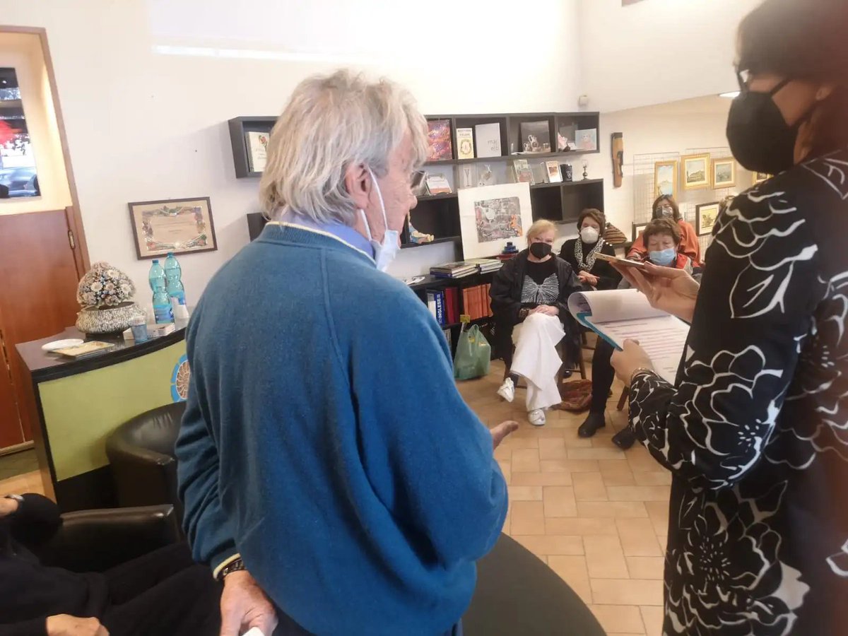 contattogiorgi's tweet photo. #RiPartenze. Volutamente al plurale, 09 aprile 2022. L'amore (inteso come Vivere alla ricerca delle buone idee) non Isola, anzi, riavvicina, senza muri e frontiere" https://t.co/eSPwAJfoEe https://t.co/bIZtw5SNAJ