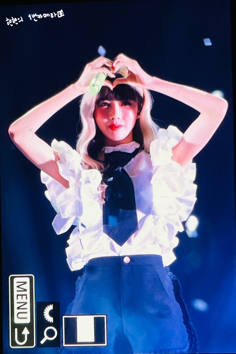 SHyeonhae's tweet photo. 220412 프리뷰

무대 오랜만이다 😭😭😭

#드림캐쳐 #Dreamcatcher  
#유현 #YOOHYEON 
@hf_dreamcatcher https://t.co/JjmB7GwLWc