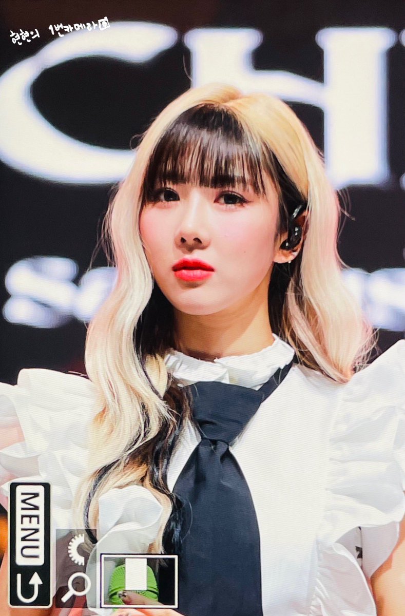 SHyeonhae's tweet photo. 220412 프리뷰

무대 오랜만이다 😭😭😭

#드림캐쳐 #Dreamcatcher  
#유현 #YOOHYEON 
@hf_dreamcatcher https://t.co/JjmB7GwLWc