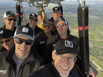 Wit, Wisdom, and Whitewater: A Journey With the 2021 AANA Traveling Fellows @phx_ortho @bengravesmd @rwwesty @kostasecono13 @briangroganmd godfather @rickangelomdphd photo credit and traveling fellow host: Dr Eric McCarty arthroscopyjournal.org/article/S0749-…