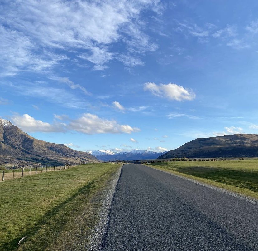LukeWeynn's tweet photo. 📍JACKS POINT
#jackspoint
#queenstown
#newzealand https://t.co/UVVMNbl62I