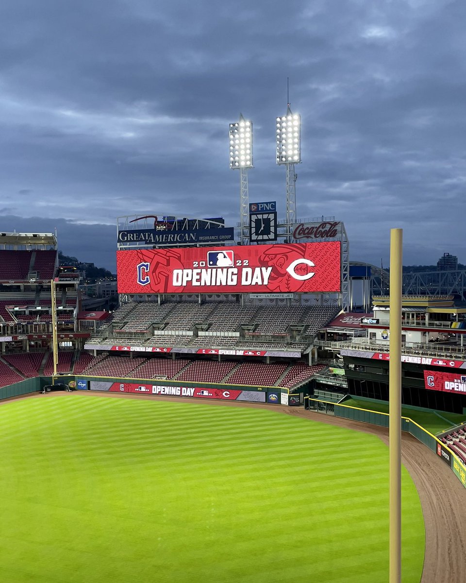 Reds's tweet image. Are you ready?

#RedsOpeningDay ⚾️🎉