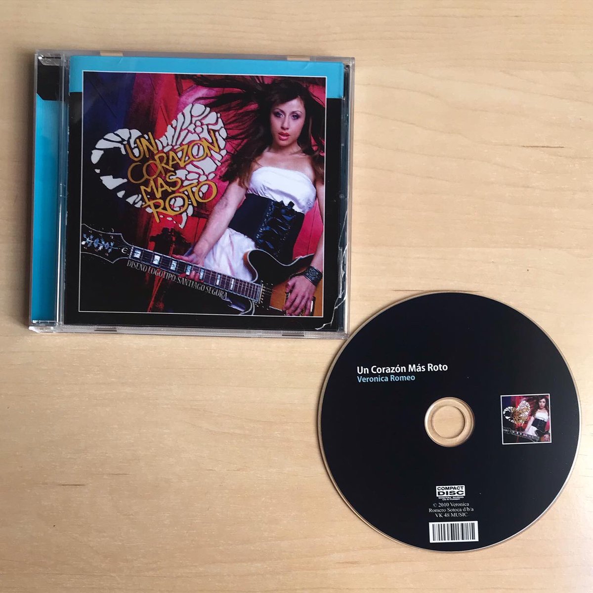OtEnsenand's tweet photo. OT1 - Verónica - Single - Un corazón más roto(FanMade y Amazon) @veroboxmusic @veroclubdefans @verofanforever #veronica #vero #veronicaromero #romero #romeo #veronicaromeroot #operaciontriunfo #ot #veroot #veronicaot #veronicaromeo #uncorazonmasroto #un #corazon #mas #roto https://t.co/PL90lsi5sB