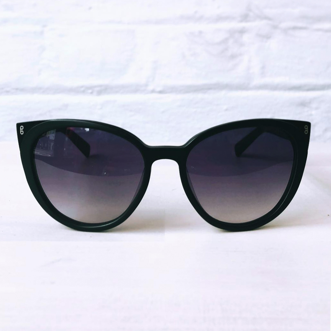 HookLDN's tweet photo. SCALA in black is practically puuuuuuurfect. 
See more options of the style at https://t.co/tbPluKCdsu
#HookLdn #EyewearWithRhythm
-
-
#eyewear #suns #sunglasses #sunnies #shades #optics #opticals #glasses #specs #opticians #eyeglasses #catseye #cateye #black https://t.co/vwfhxbQUk9