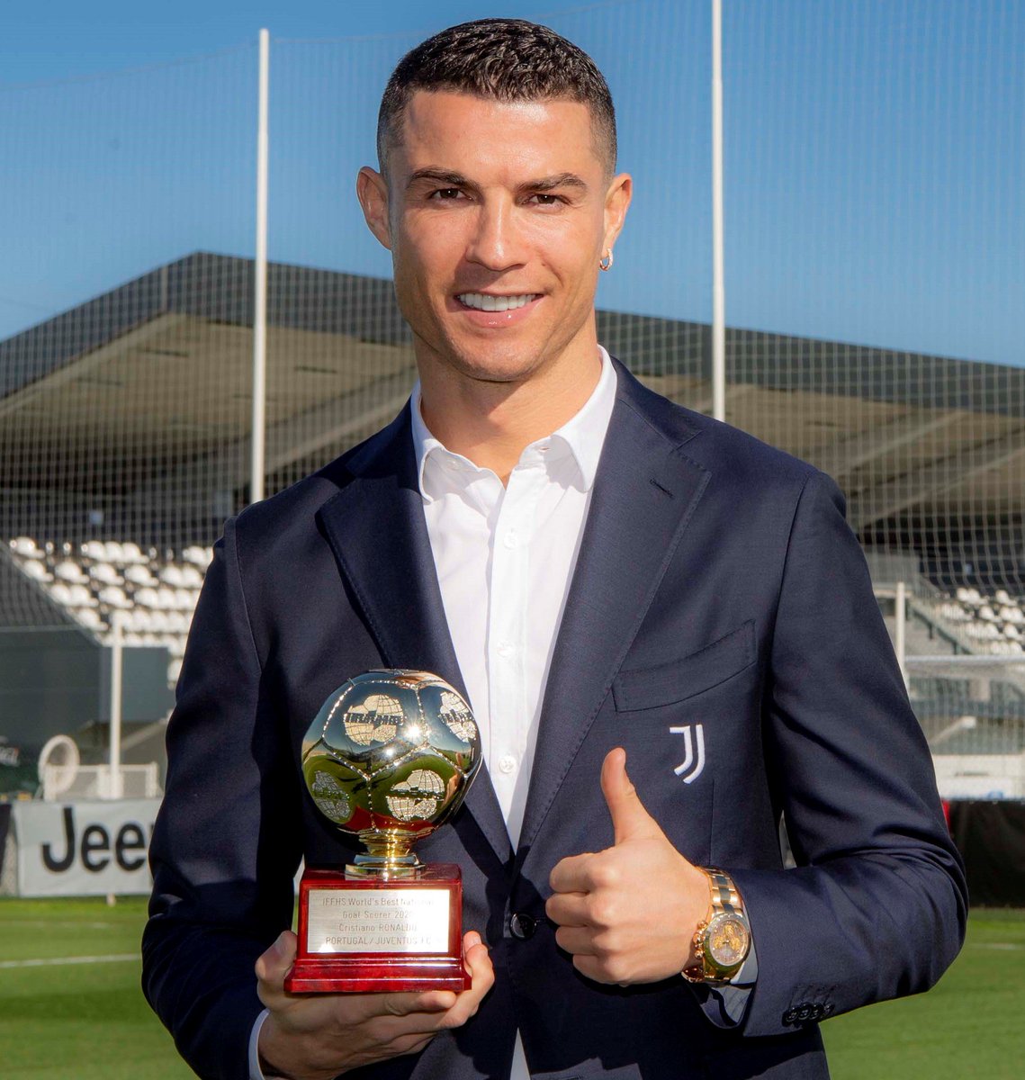 TimelineCR7's tweet photo. In 2020, Cristiano Ronaldo scored 33 Serie A goals to win IFFHS Best Top Division Scorer award.

Serie A was named as the Strongest National League in that year! https://t.co/QXO1YW7IqO