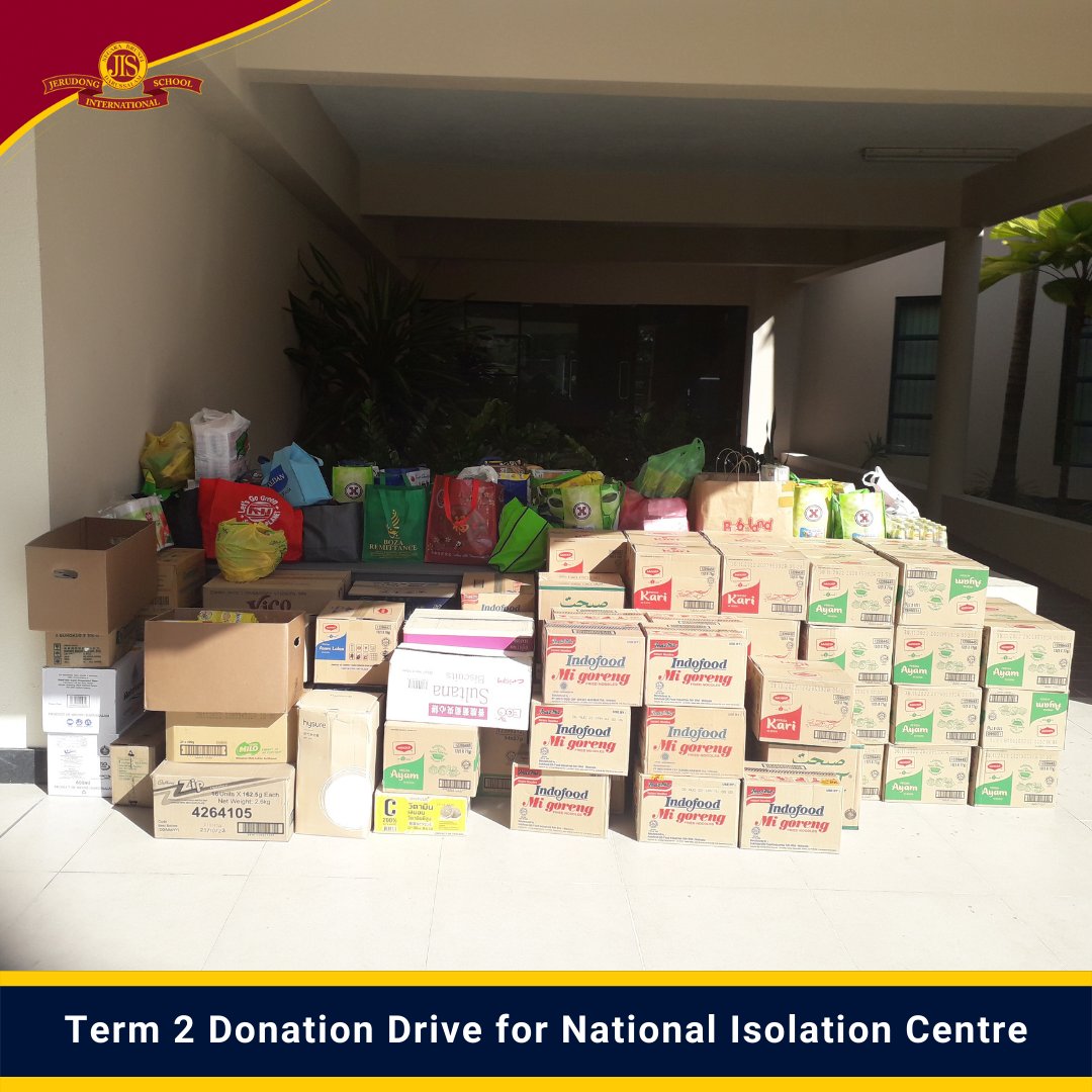 JISBrunei's tweet photo. All items have been donated to the National Isolation Centre by JIS staff representatives and Mr Justin Harris, Director of Enrichment and Operations at JIS. We would like to thank everyone in the #JISCommunity (parents &amp; staff) for supporting this cause. #JISBrunei #Brunei https://t.co/M5k262bxLv