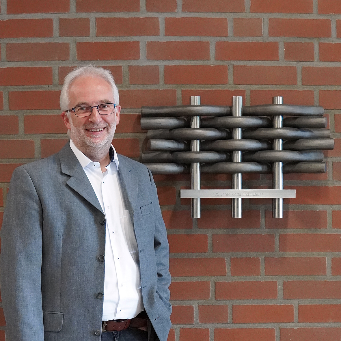 futureTEX2020's tweet photo. Bis zu 30 Prozent höhere Energiedichte für disruptives Zelldesign auf #Textil|basis
Interview mit Frank Meyer, Leiter Forschung und Entwicklung bei der HAVER & BOECKER OHG, Oelde
https://t.co/hhfXR5QlNT
#forschung #futuretex #batteriezelle #eMobilitaet #elektroauto #batterie https://t.co/dFeatmuXji