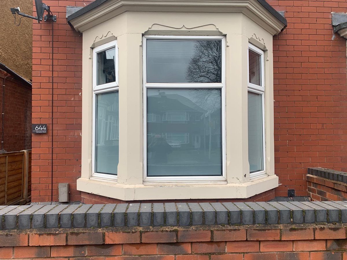 ExecutiveTints's tweet photo. A clear frost film for privacy without restricting light. #executivetintsltd #executivewindowfilms #privacyfilm #tints #windowfilm https://t.co/WBePNyOTsS