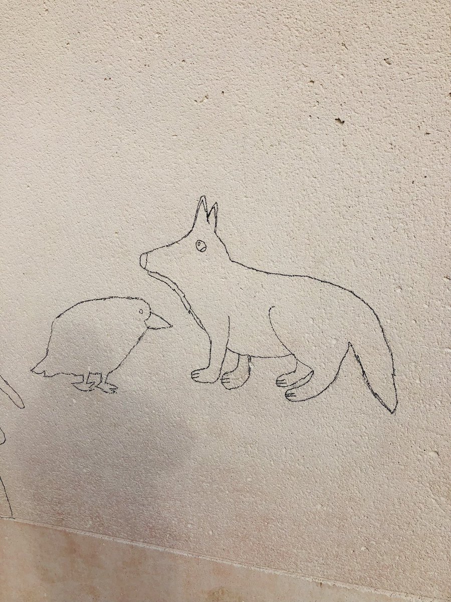 C2Valence's tweet photo. Après plusieurs semaines à travailler le dessin sur le papier, voici le grand jour de la reproduction sur le mur du préau. #Fresque #ProjetAdage #collectif #environnement #ArtistesEnHerbe #EmbellissementEcole https://t.co/0XNzIddWtW