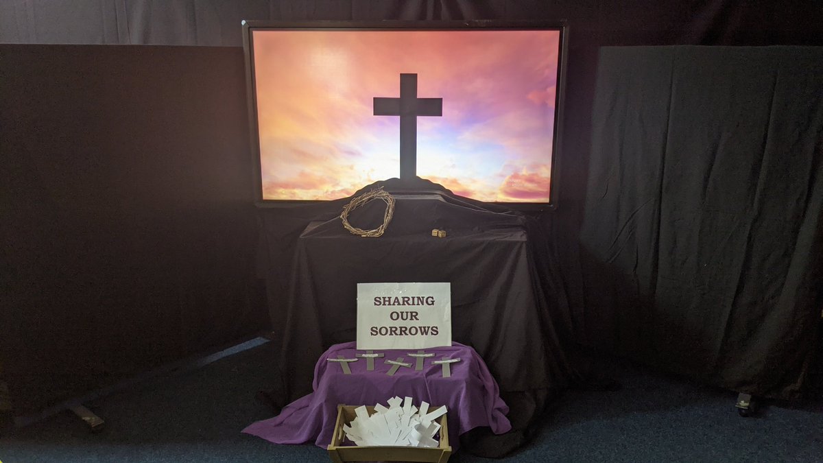 StGerards1928's tweet photo. This morning the children will be visiting each class for a "thinking stop" on our "Journey through Holy Week" https://t.co/TJ5jvWQGDl