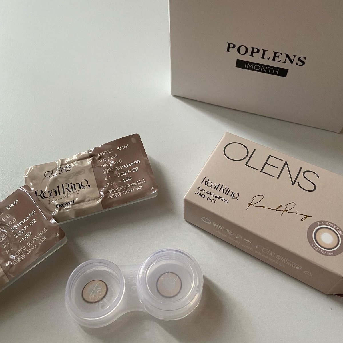 Pop_lens's tweet photo. 暖かくなって来てもう春って感じね 🌸

Real ring 
ブラウン:ナチュラルで春メイクにも合うのでおすすめ 🎀
グレー：自分の瞳の色に馴染んでくれるから変に浮かない

https://t.co/PR44rREYsj

#POPLENS
#ポップレンズ
#realring
#カラコン
#裸眼風カラコン
#小さめカラコン
#リアルトーンアップ https://t.co/5Ok8PHpcxr